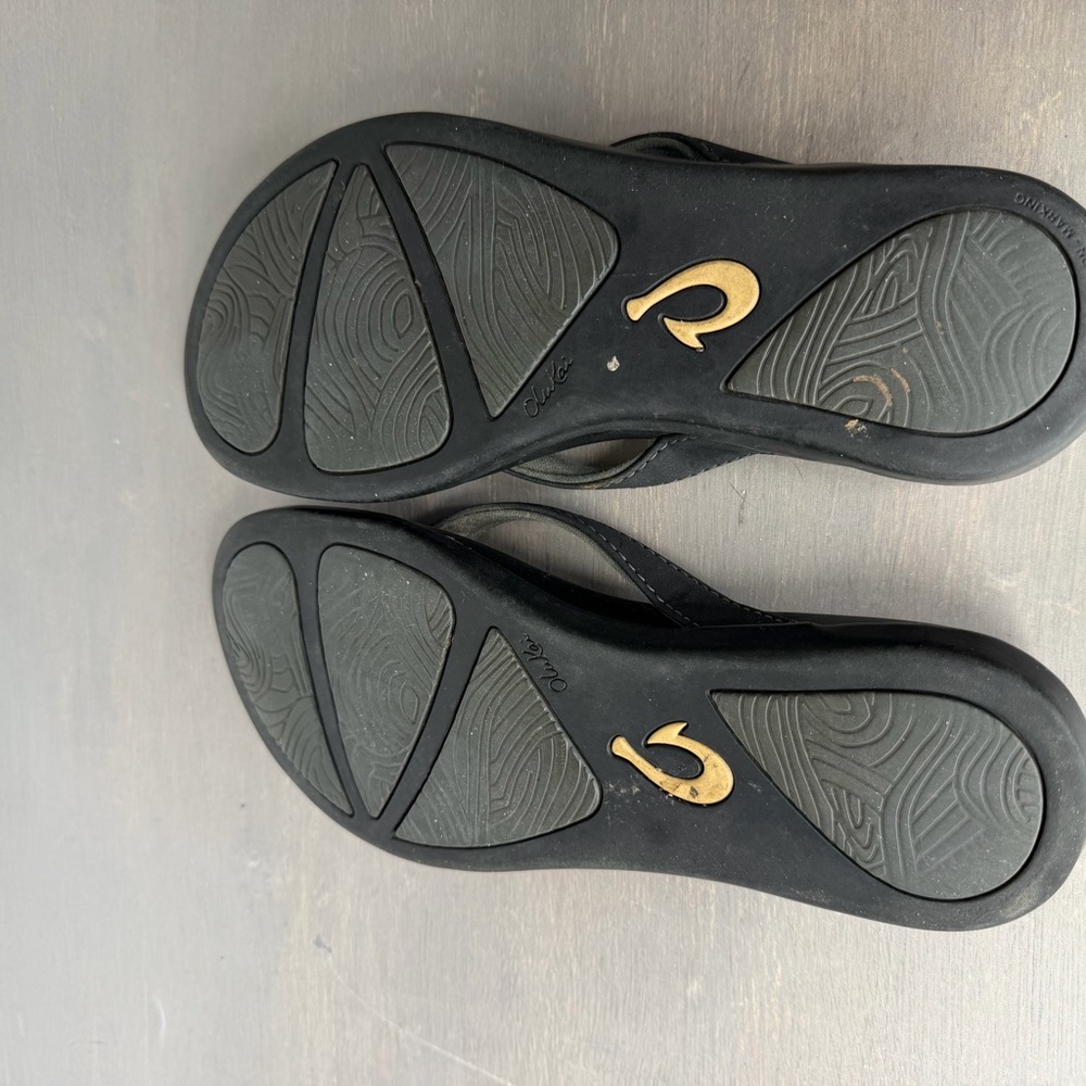 OluKai Sandals Womens Size 5 Black Flip Flops Thong Comfort Beach Casual Wear - Picture 6 of 6